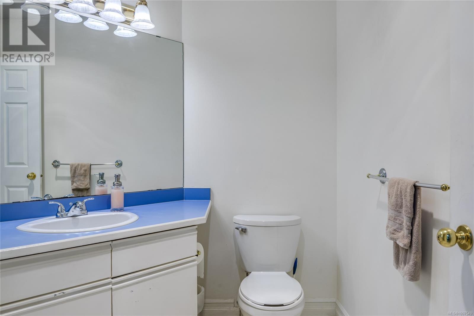 1185 Merecroft Road Property Photo 40