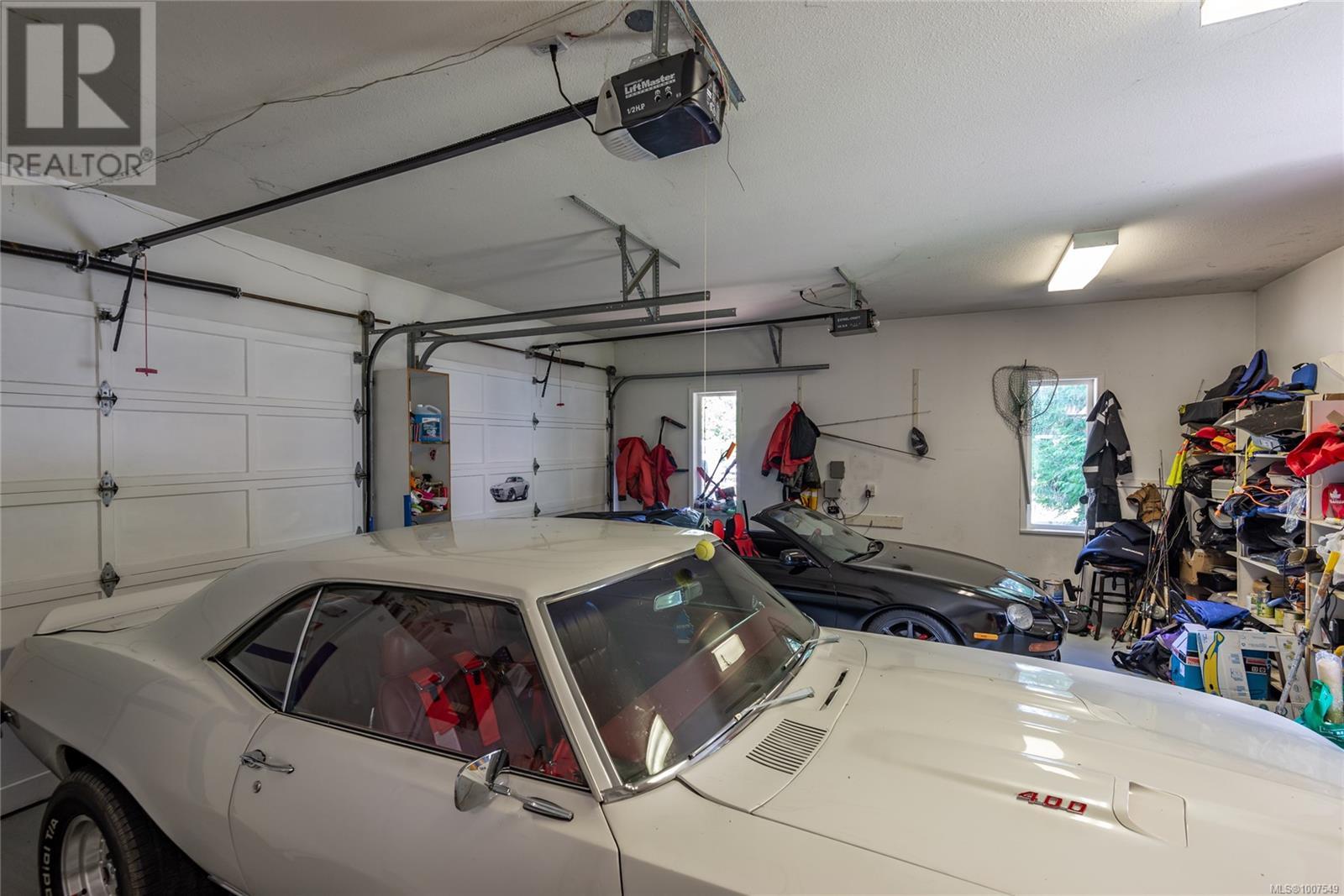 1185 Merecroft Road Property Photo 42