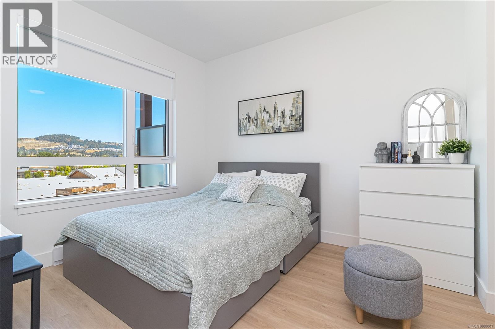 536 920 Reunion Ave Property Photo 15