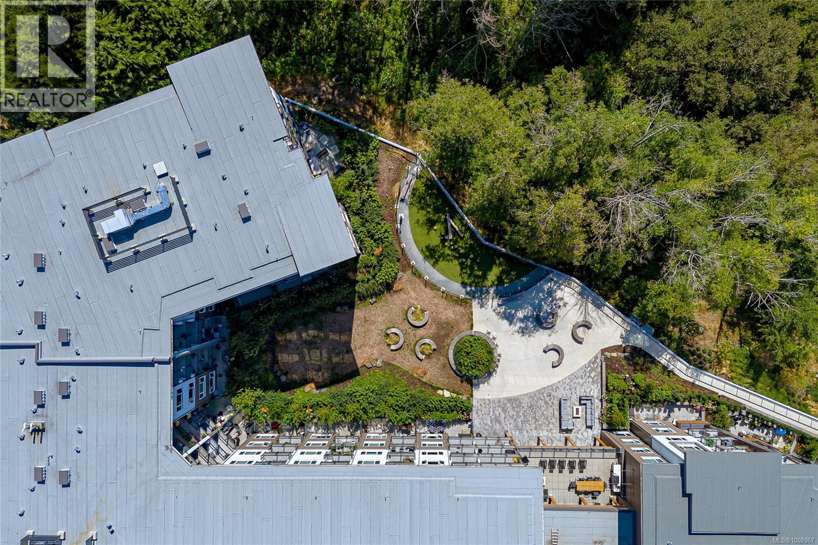 536 920 Reunion Ave Property Photo 35