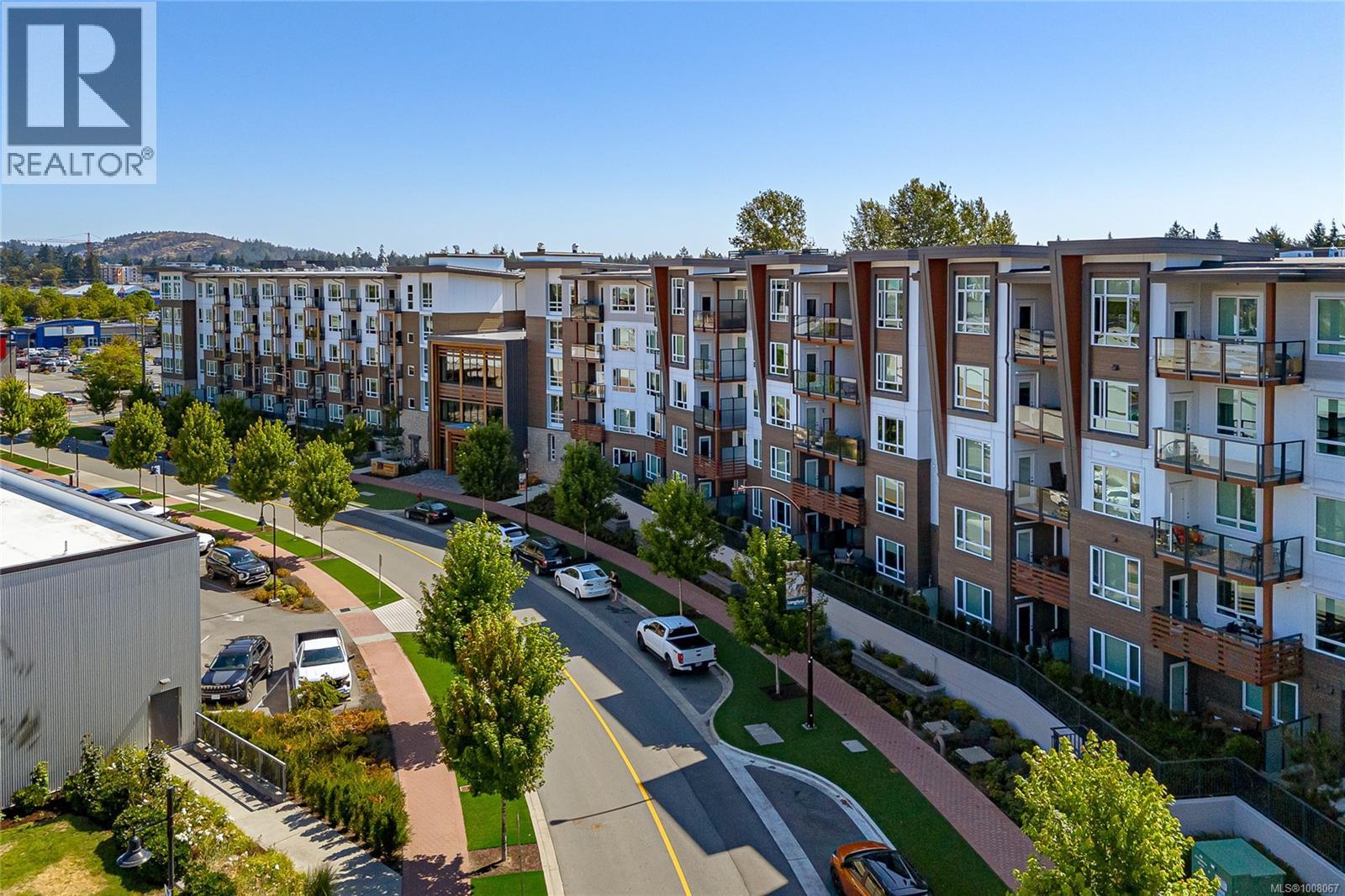 536 920 Reunion Ave Property Photo 36