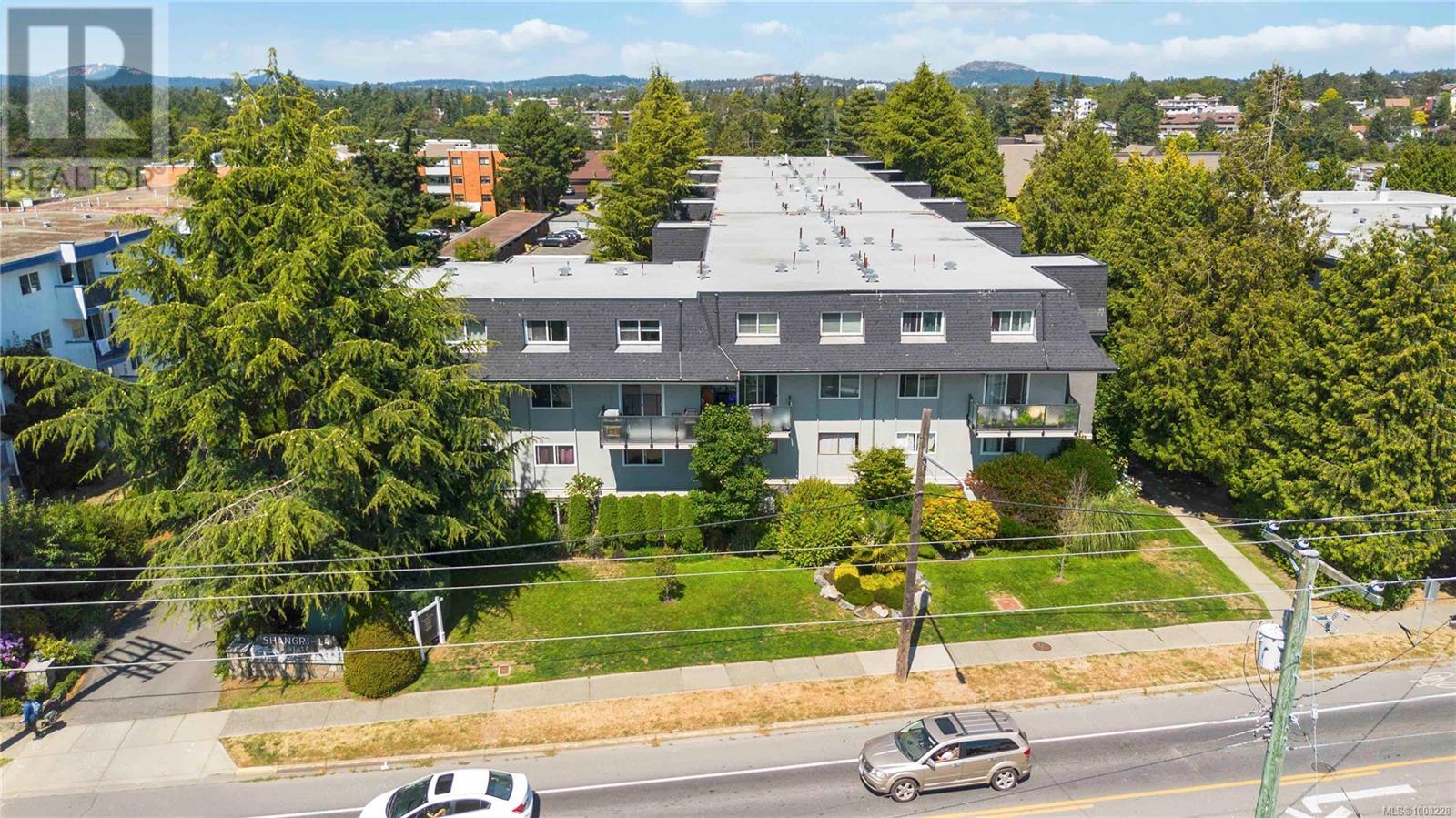 36 840 Craigflower Rd Property Photo 1