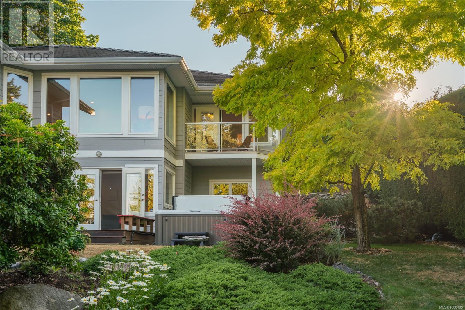 3557 Collingwood Dr
