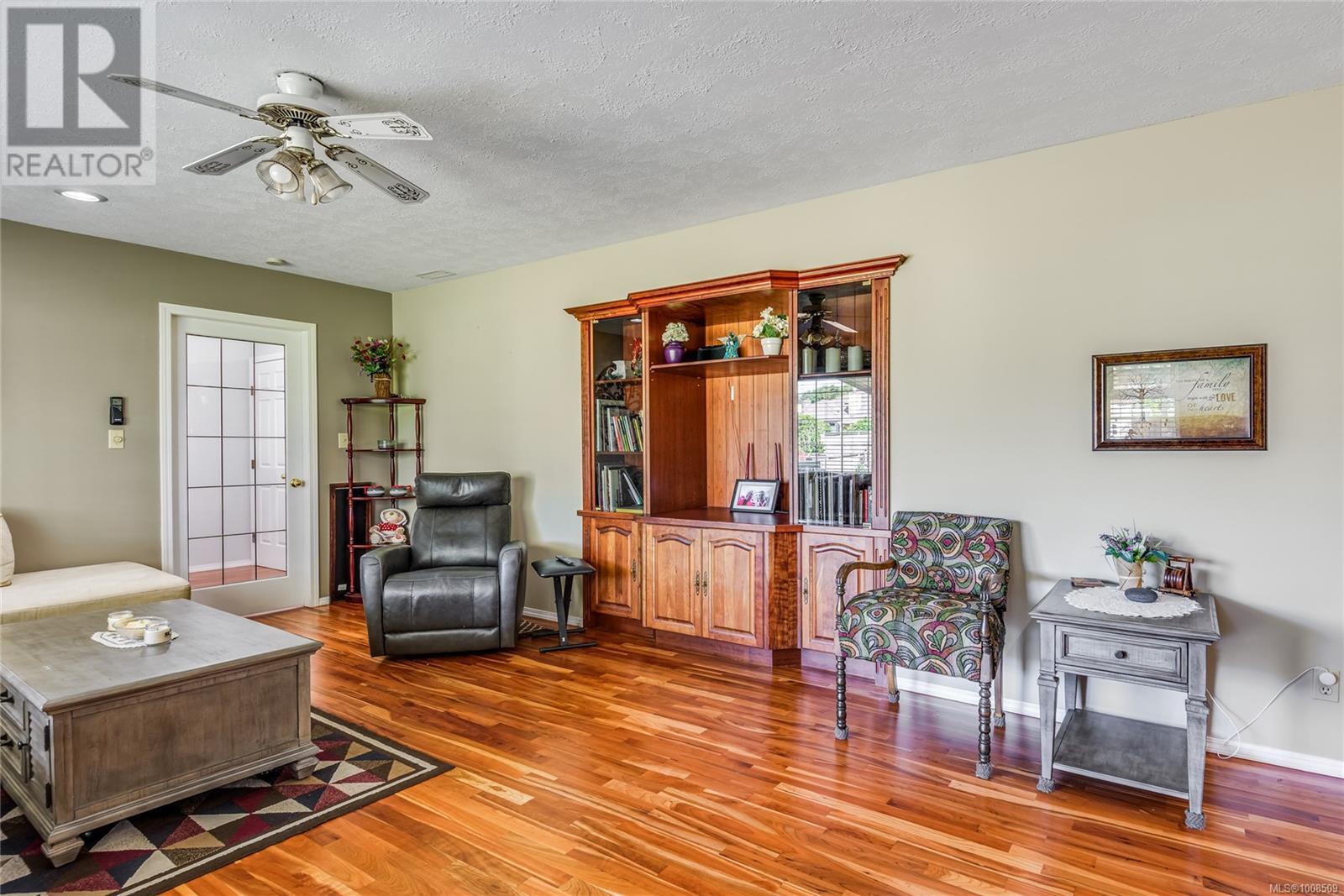 3816 South Island Highway Property Photo 21