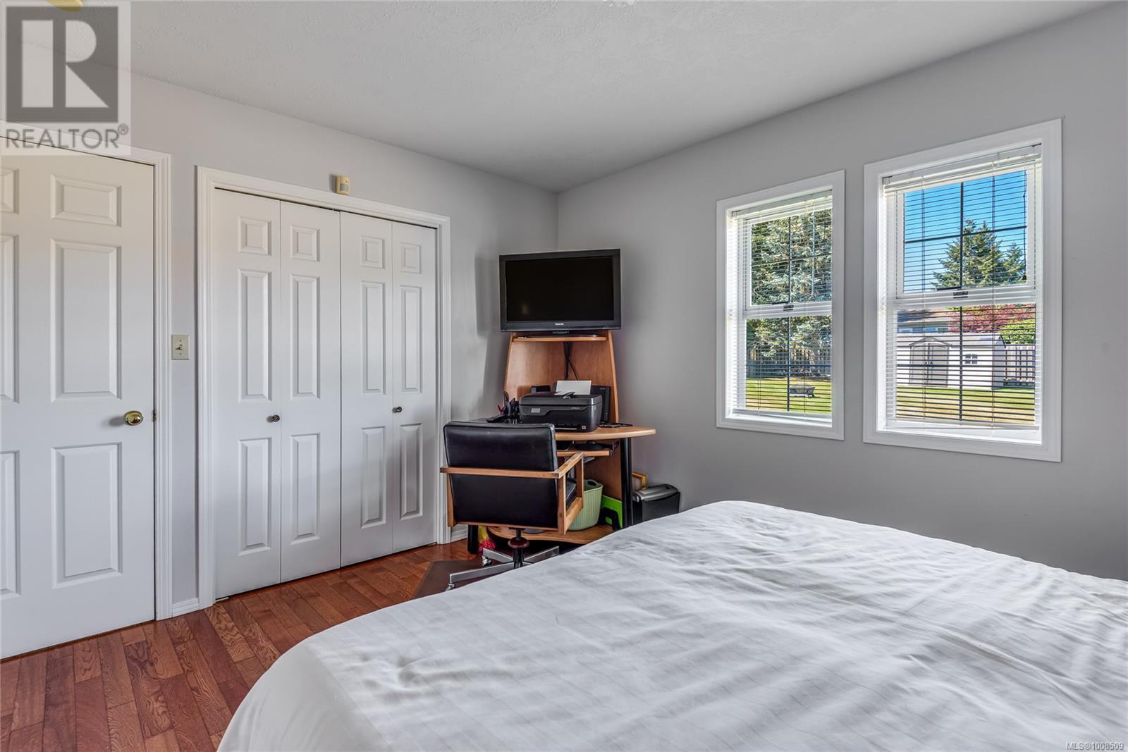 3816 South Island Highway Property Photo 24