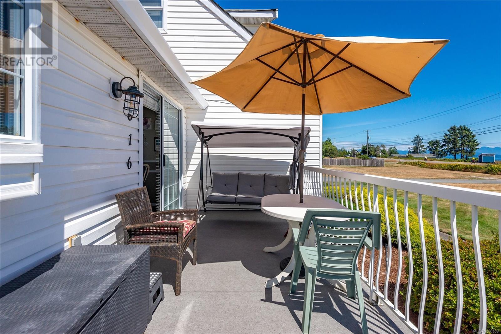 3816 South Island Highway Property Photo 52