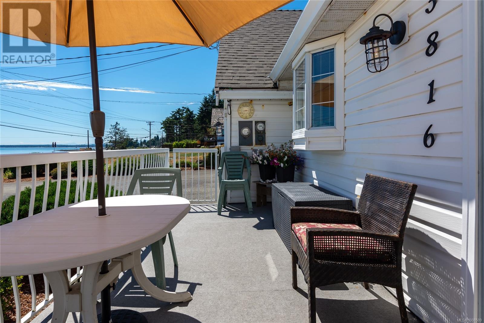 3816 South Island Highway Property Photo 53