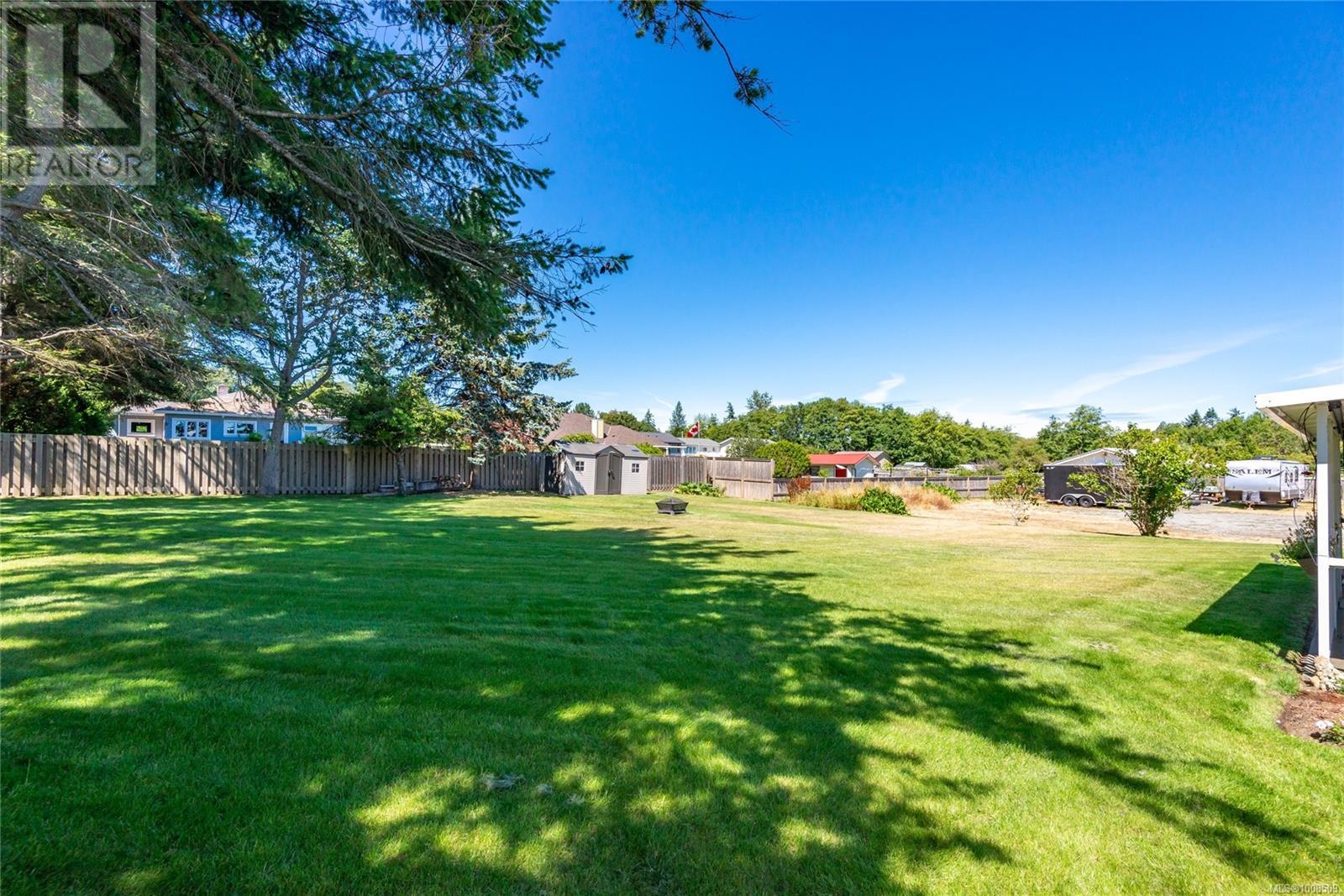 3816 South Island Highway Property Photo 58