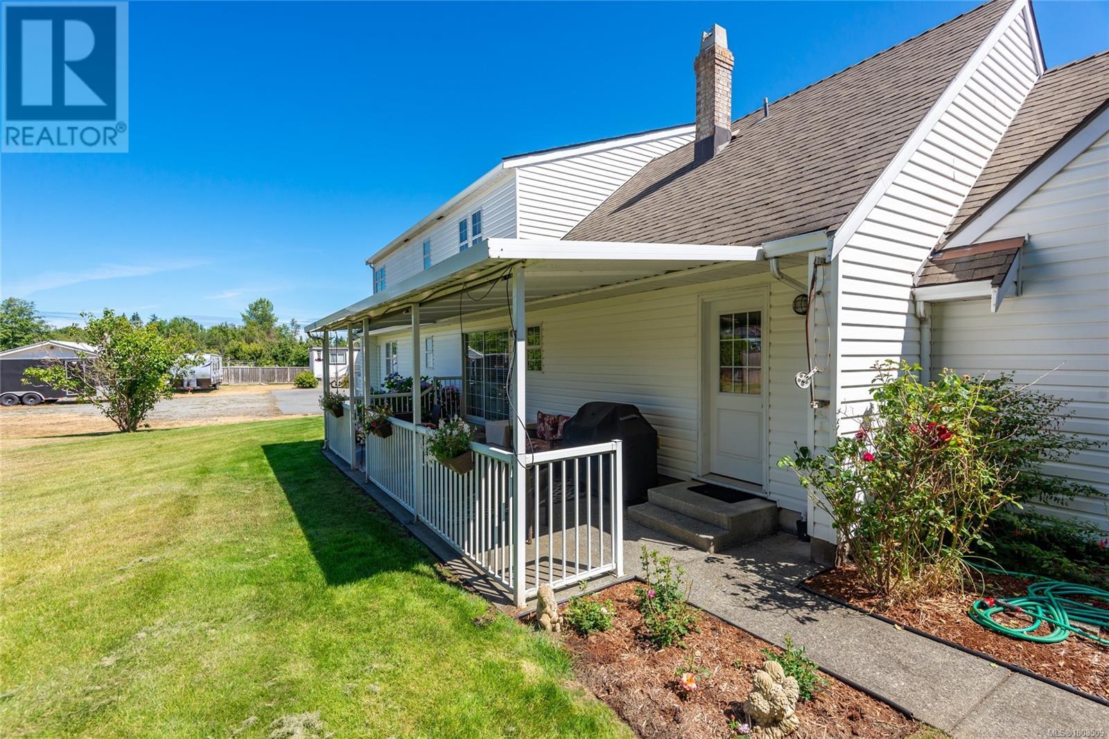 3816 South Island Highway Property Photo 65