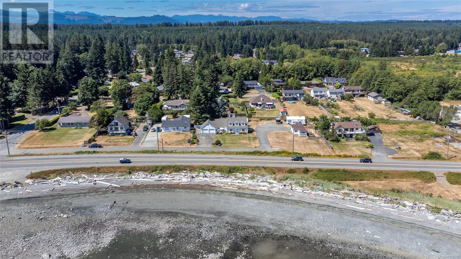 3816 South Island Highway Property Photo 73