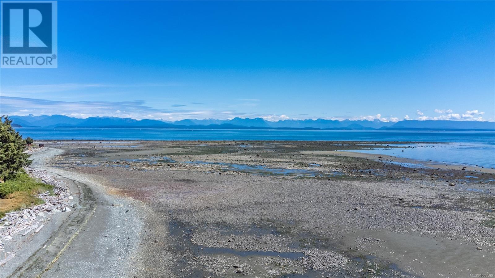 3816 South Island Highway Property Photo 75