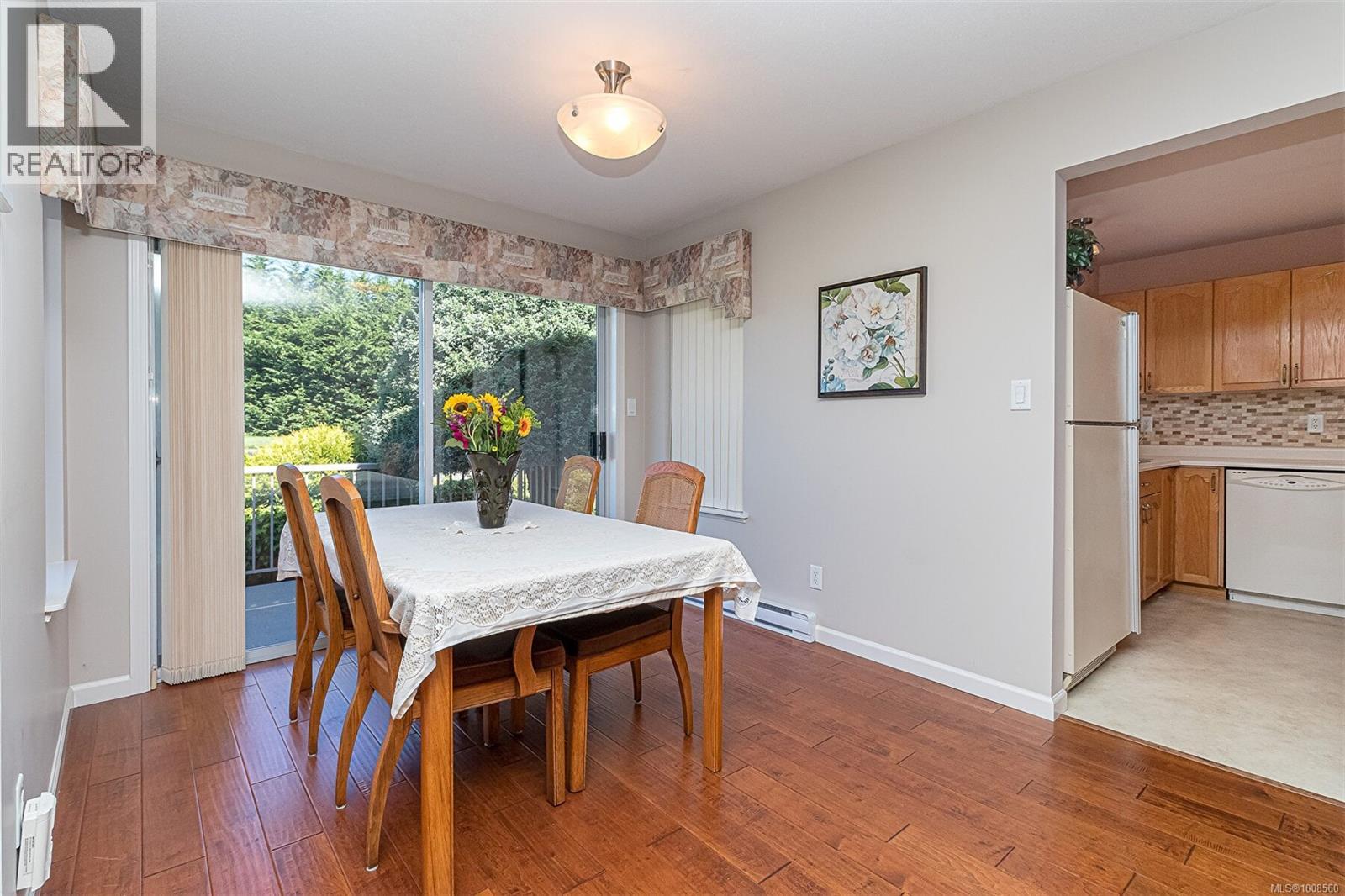 537 Fairways Place Property Photo 18