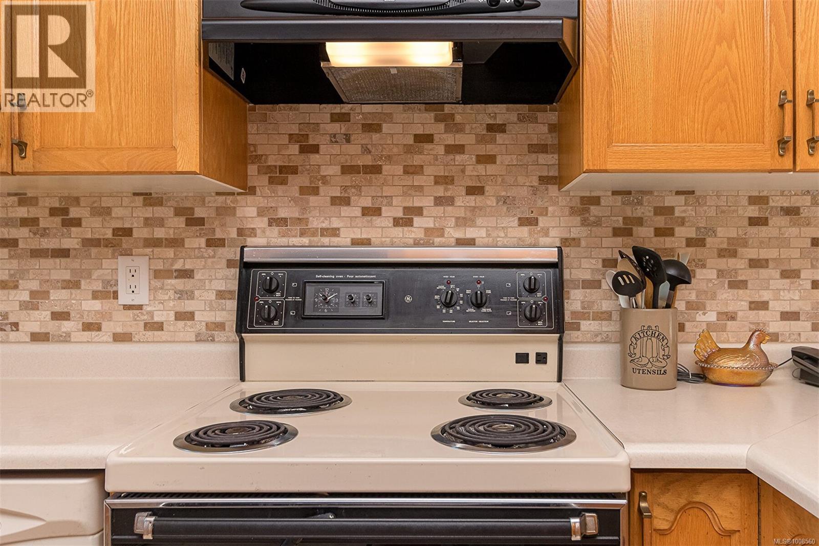 537 Fairways Place Property Photo 25