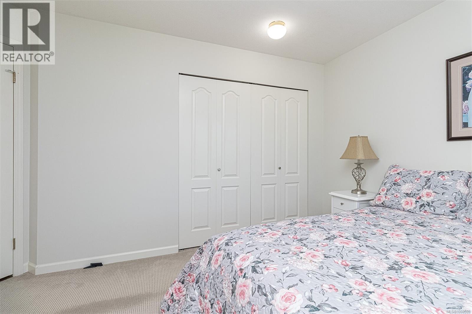 537 Fairways Place Property Photo 42