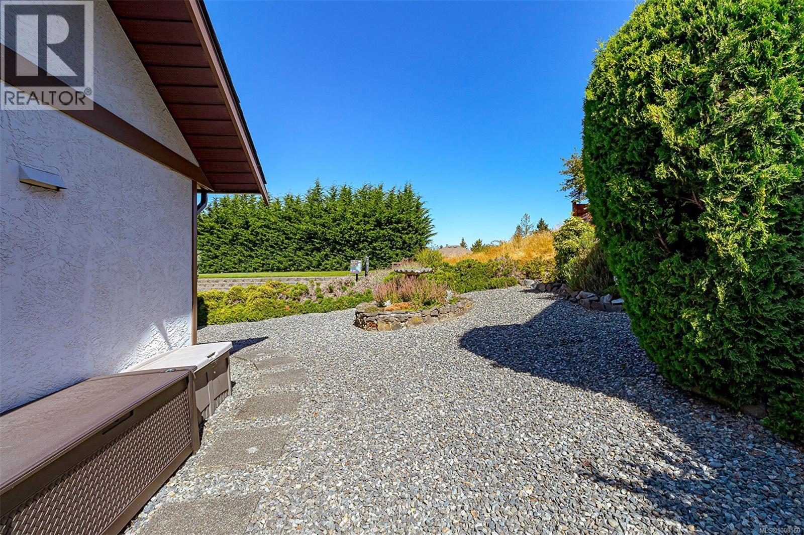 537 Fairways Place Property Photo 49