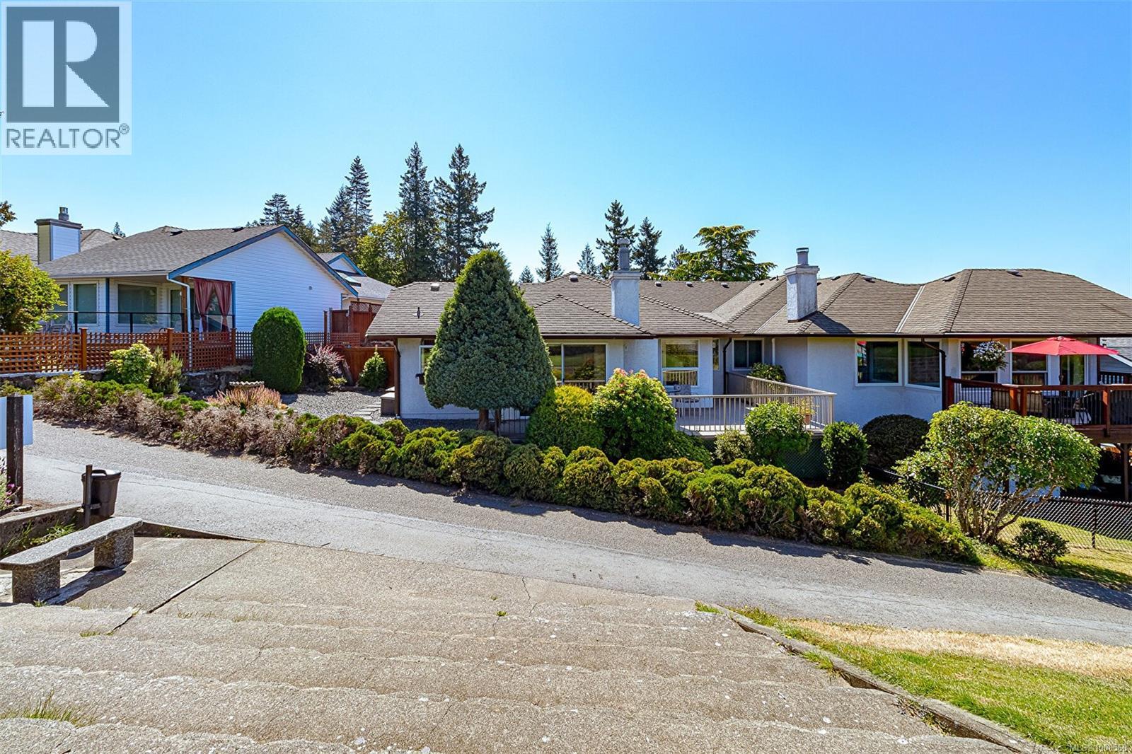 537 Fairways Place Property Photo 60