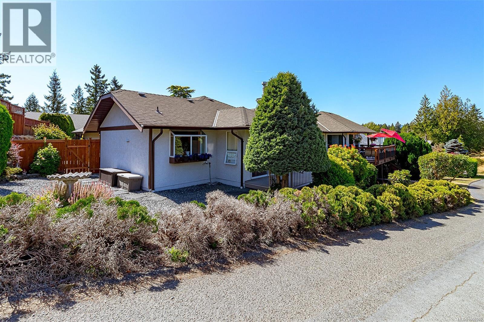 537 Fairways Place Property Photo 62