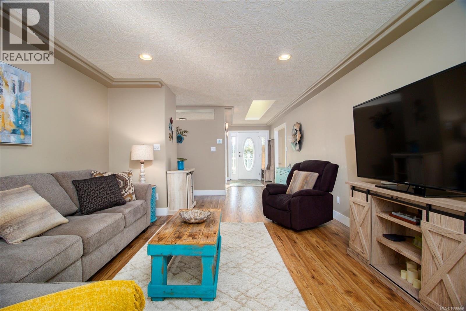 1960 Emma Way Property Photo 20