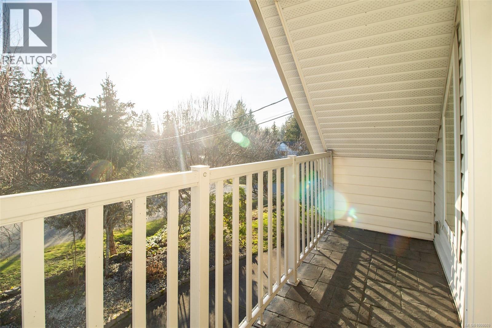 1960 Emma Way Property Photo 38