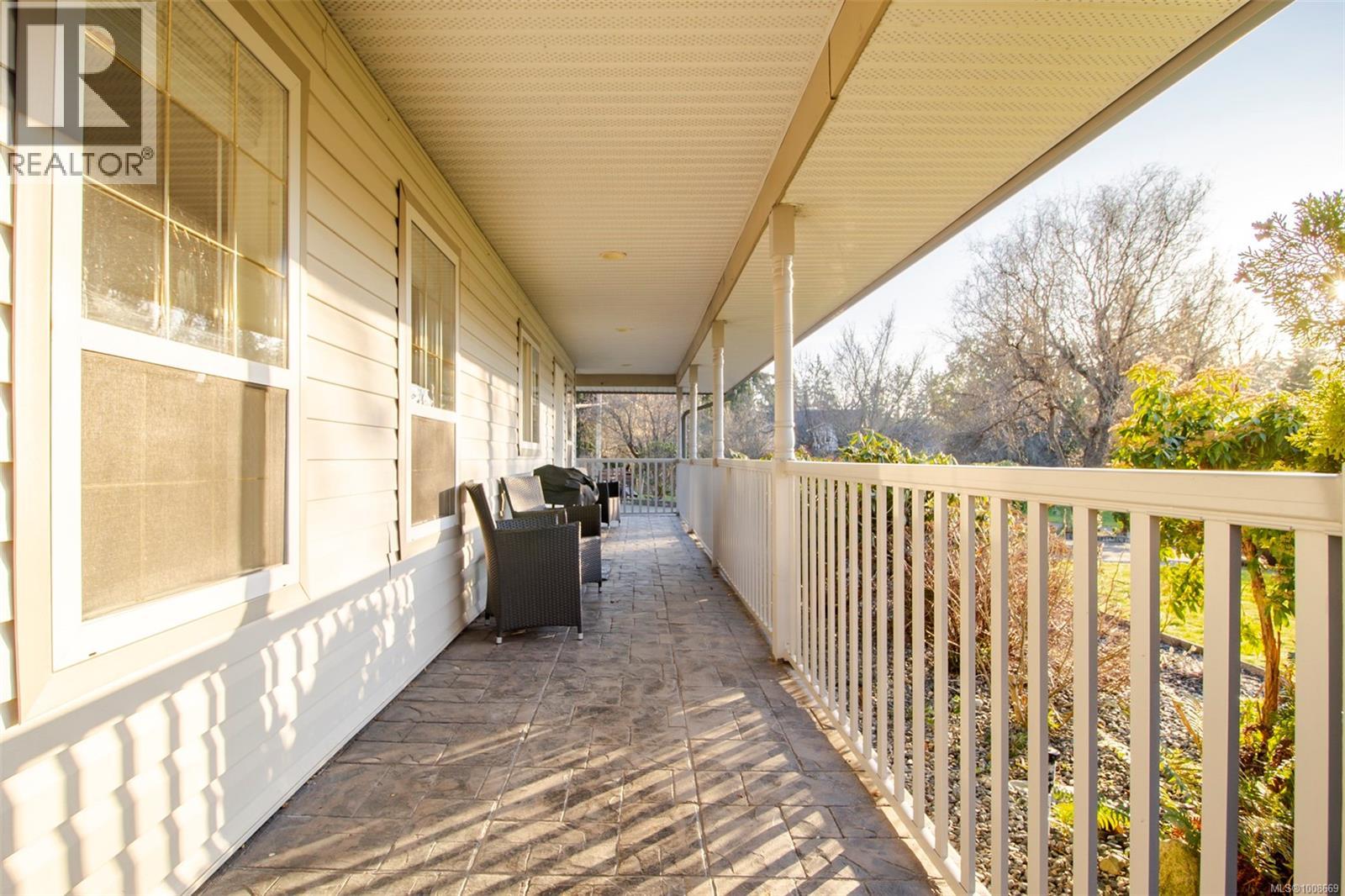 1960 Emma Way Property Photo 49