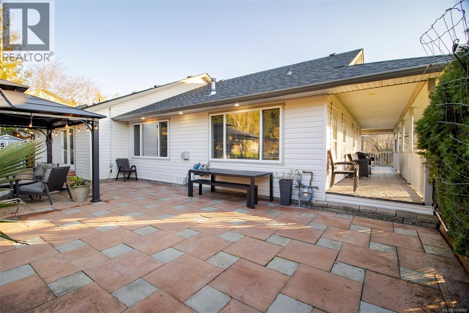 1960 Emma Way Property Photo 50