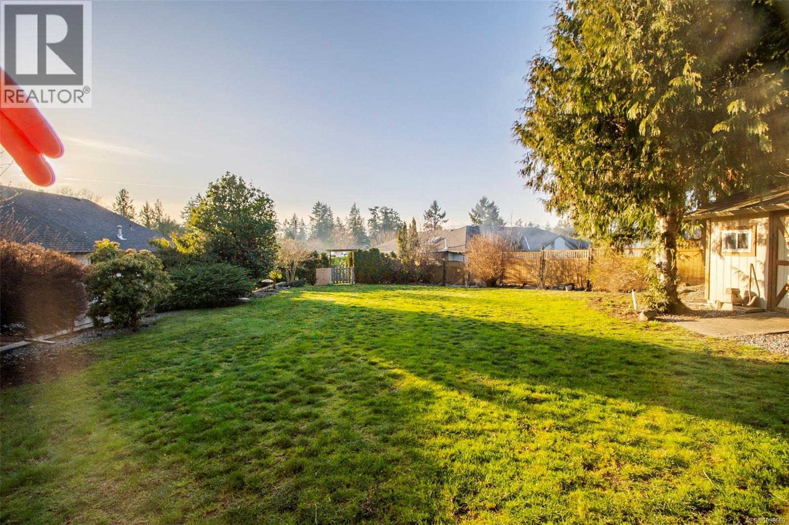 1960 Emma Way Property Photo 56