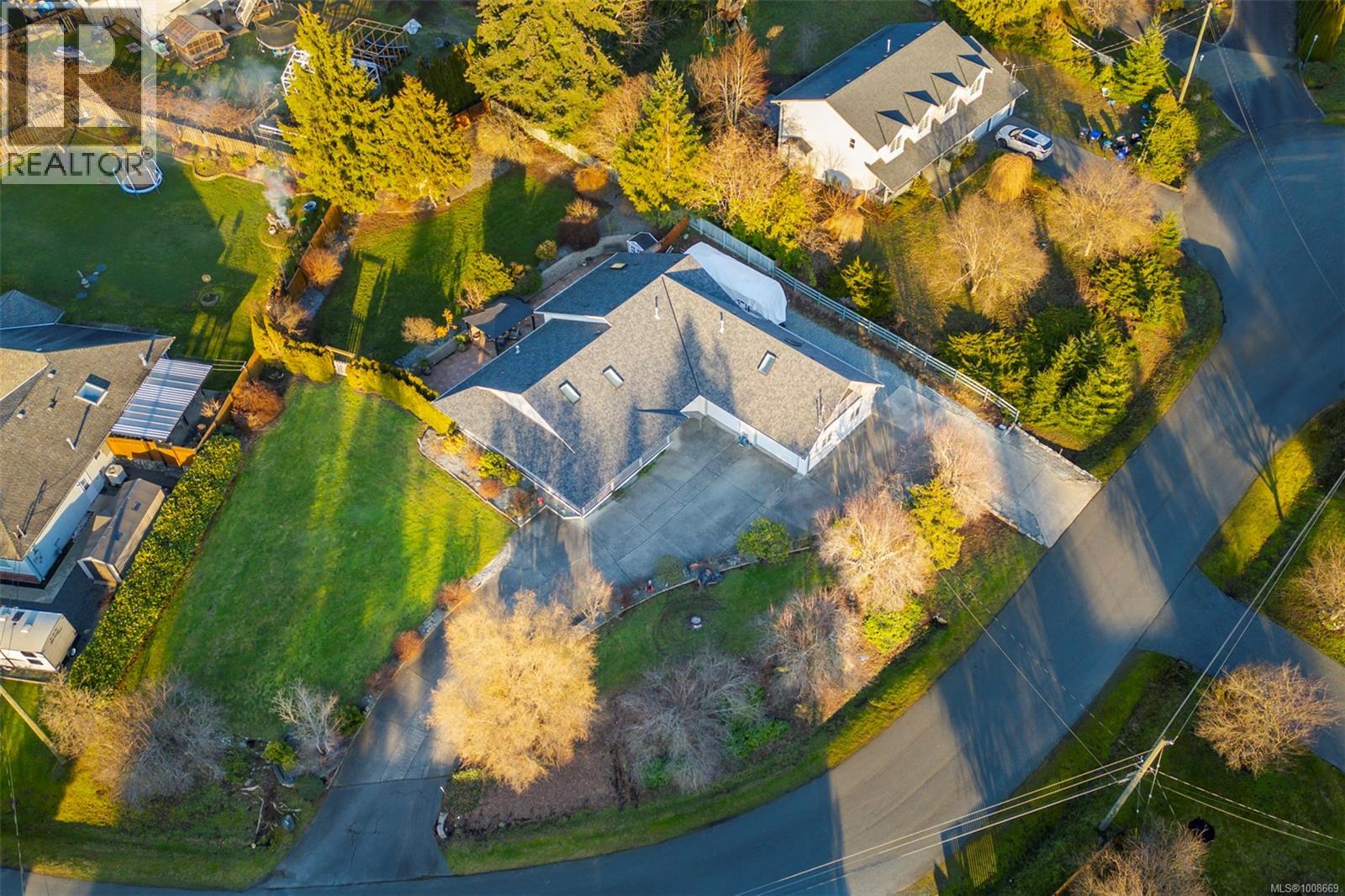 1960 Emma Way Property Photo 61