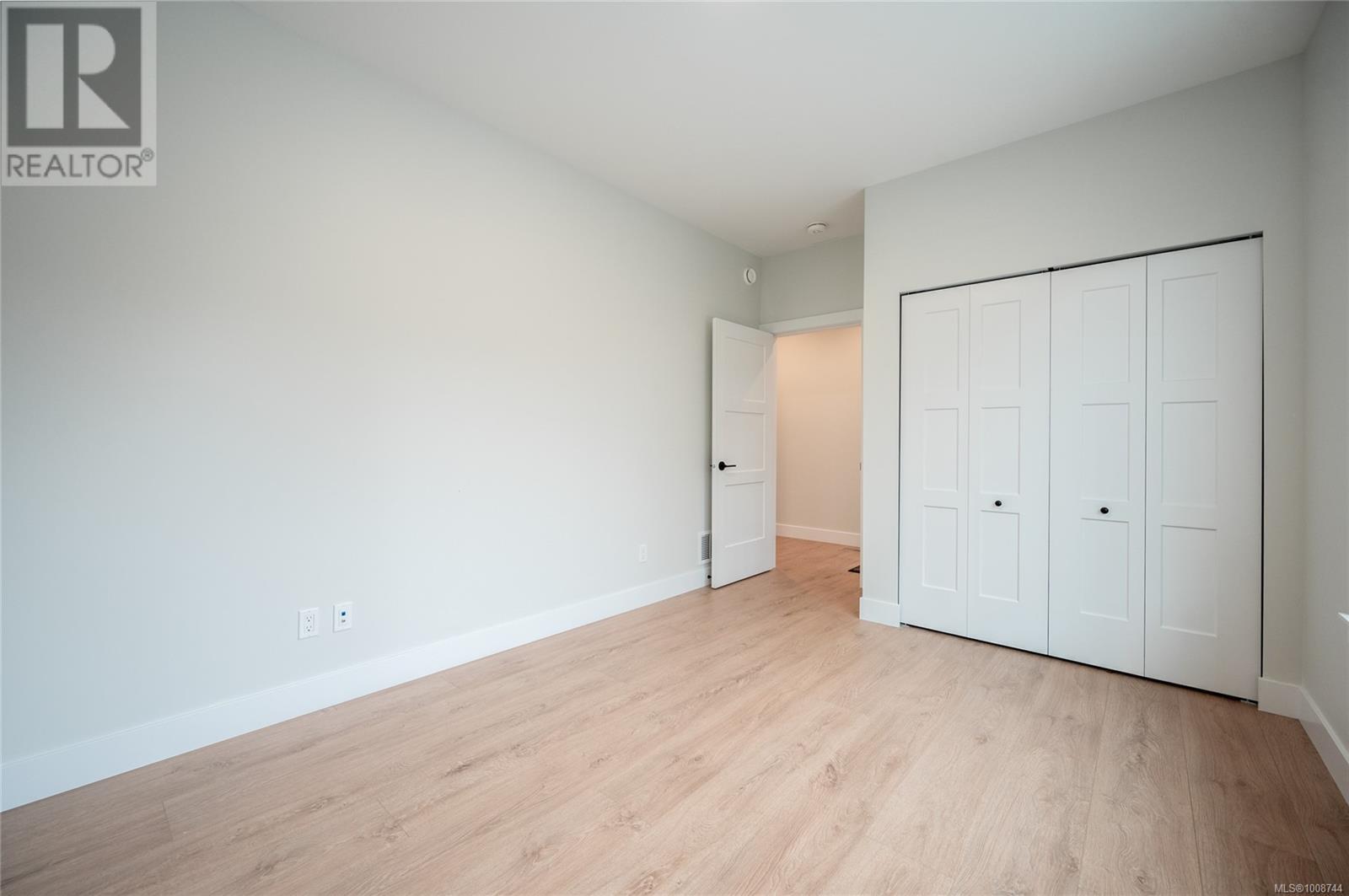 91 Dahl Road #3 Property Photo 7