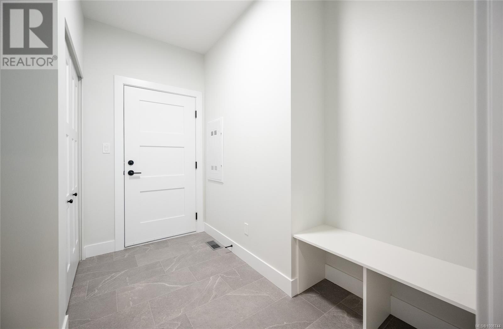 91 Dahl Road #3 Property Photo 21