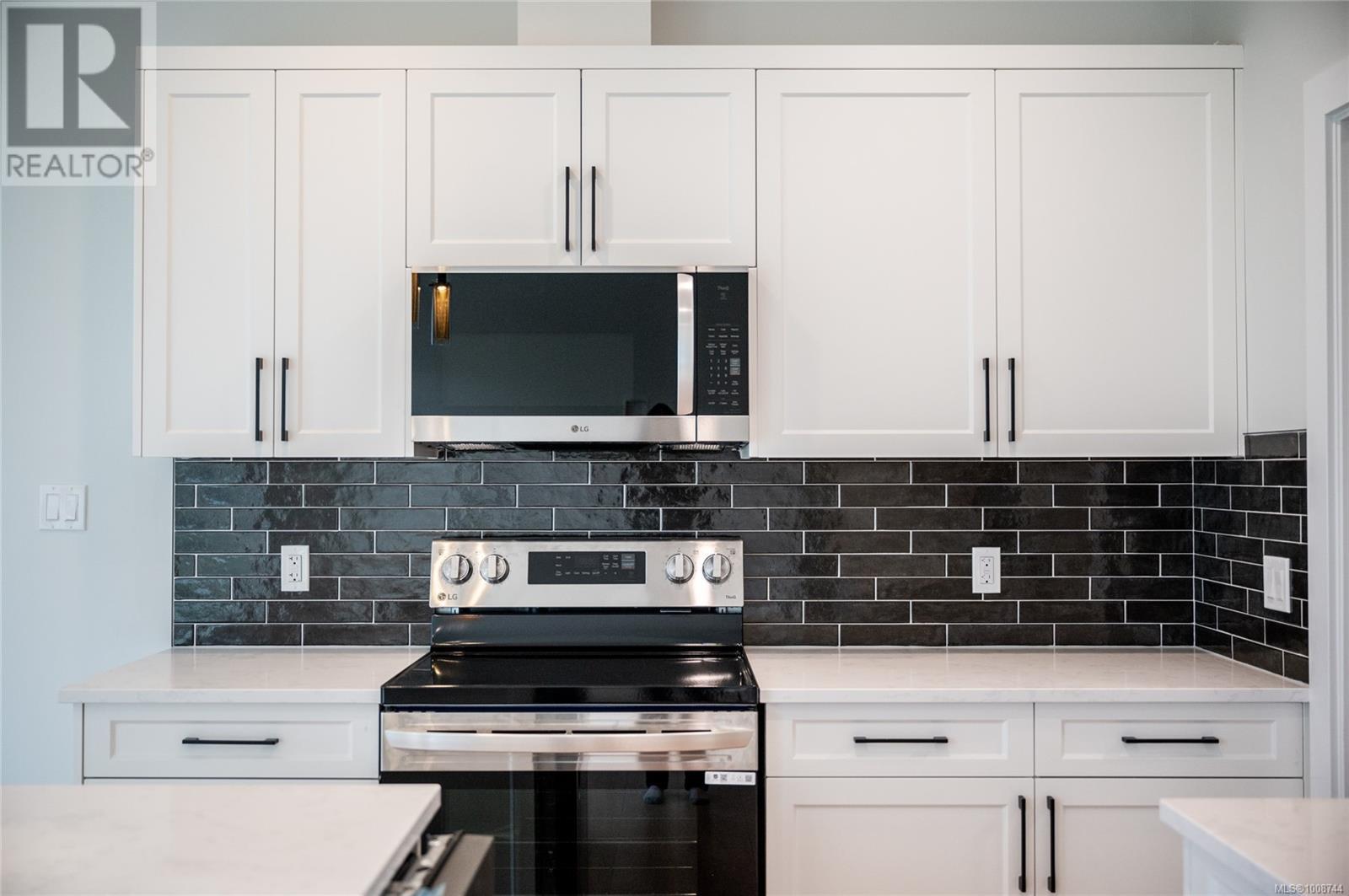 91 Dahl Road #3 Property Photo 23