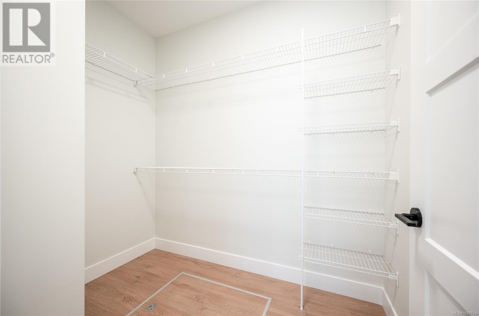 91 Dahl Road #3 Property Photo 34