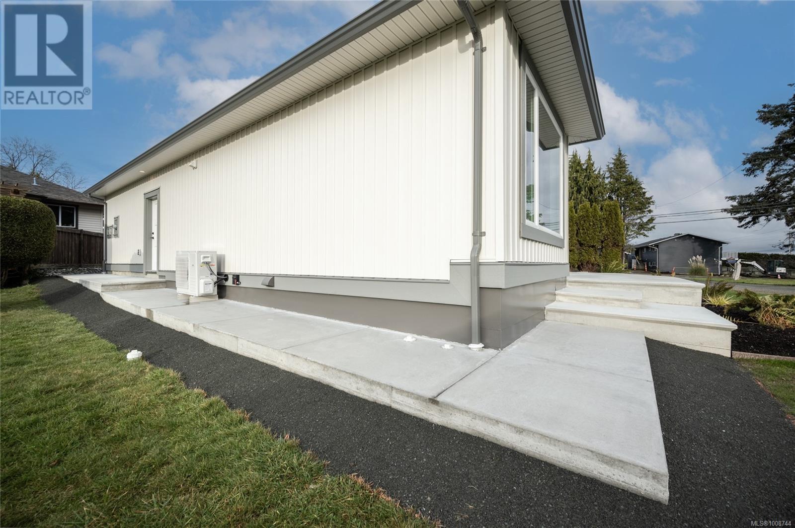 91 Dahl Road #3 Property Photo 38