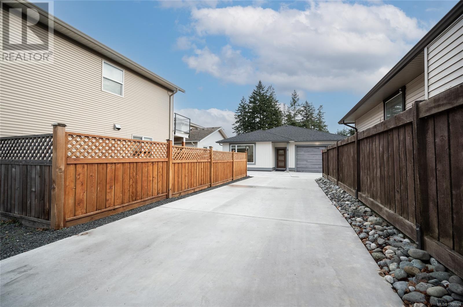 91 Dahl Road #3 Property Photo 43