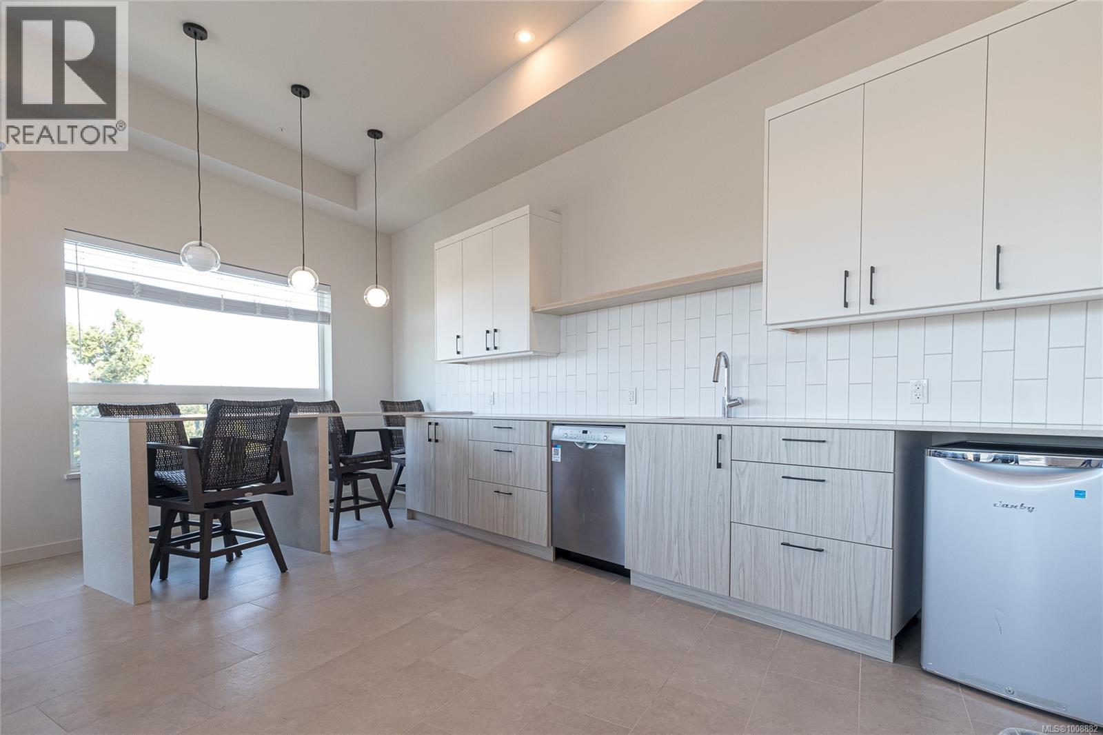 208 958 Pharoah Mews Property Photo 25