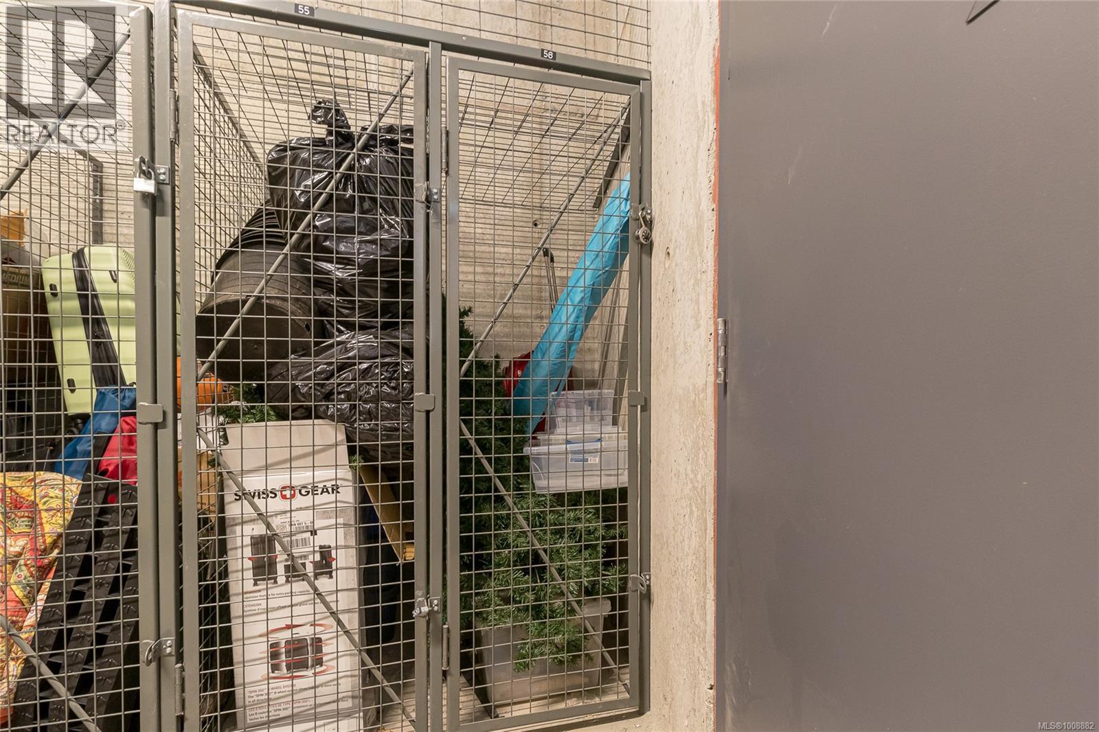 208 958 Pharoah Mews Property Photo 28