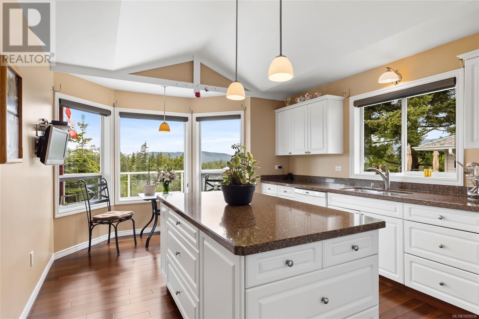 6204 Thomson Terr Property Photo 8