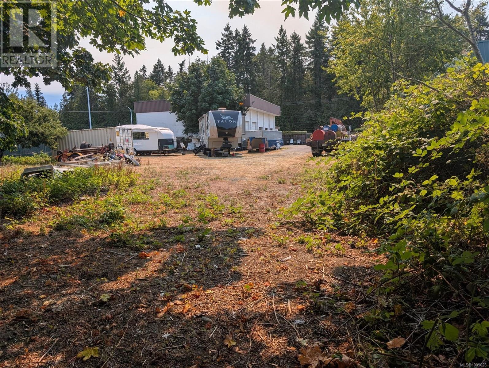 253 Fern Rd Property Photo 22