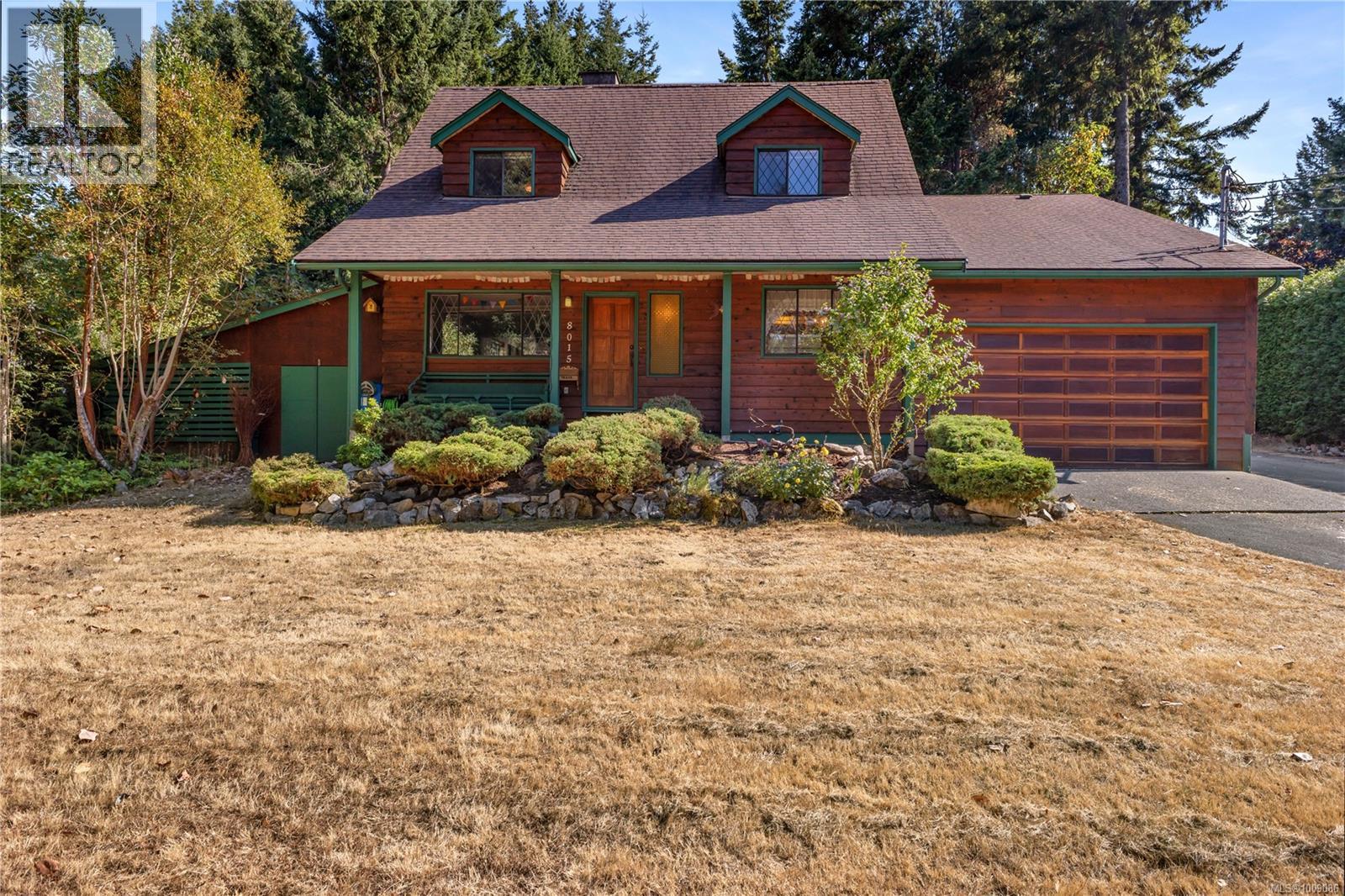 8015 Northwind Dr Property Photo 1