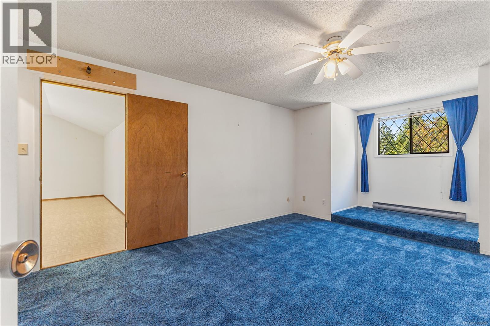 8015 Northwind Dr Property Photo 27