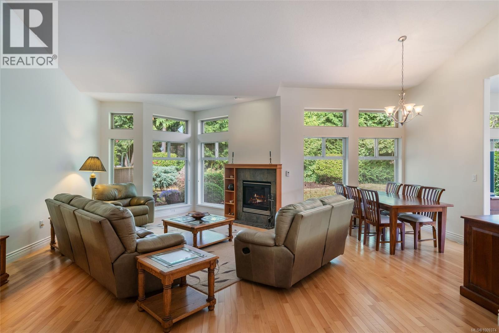 1267 Roberton Boulevard Property Photo 9