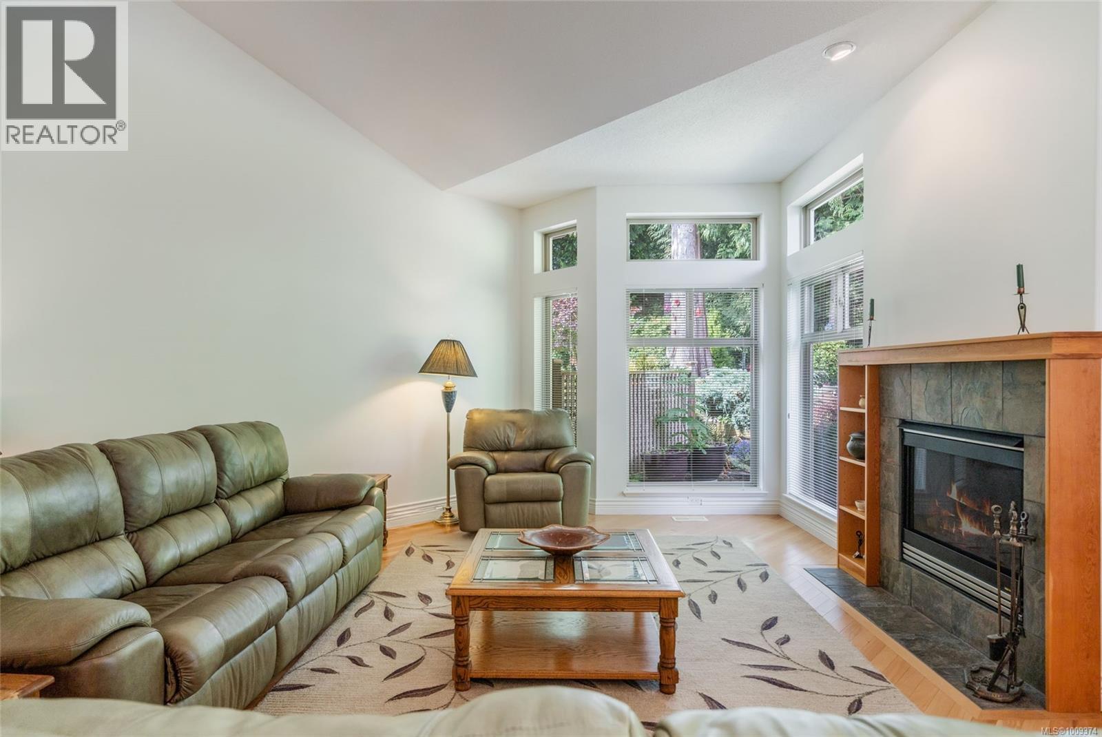 1267 Roberton Boulevard Property Photo 10