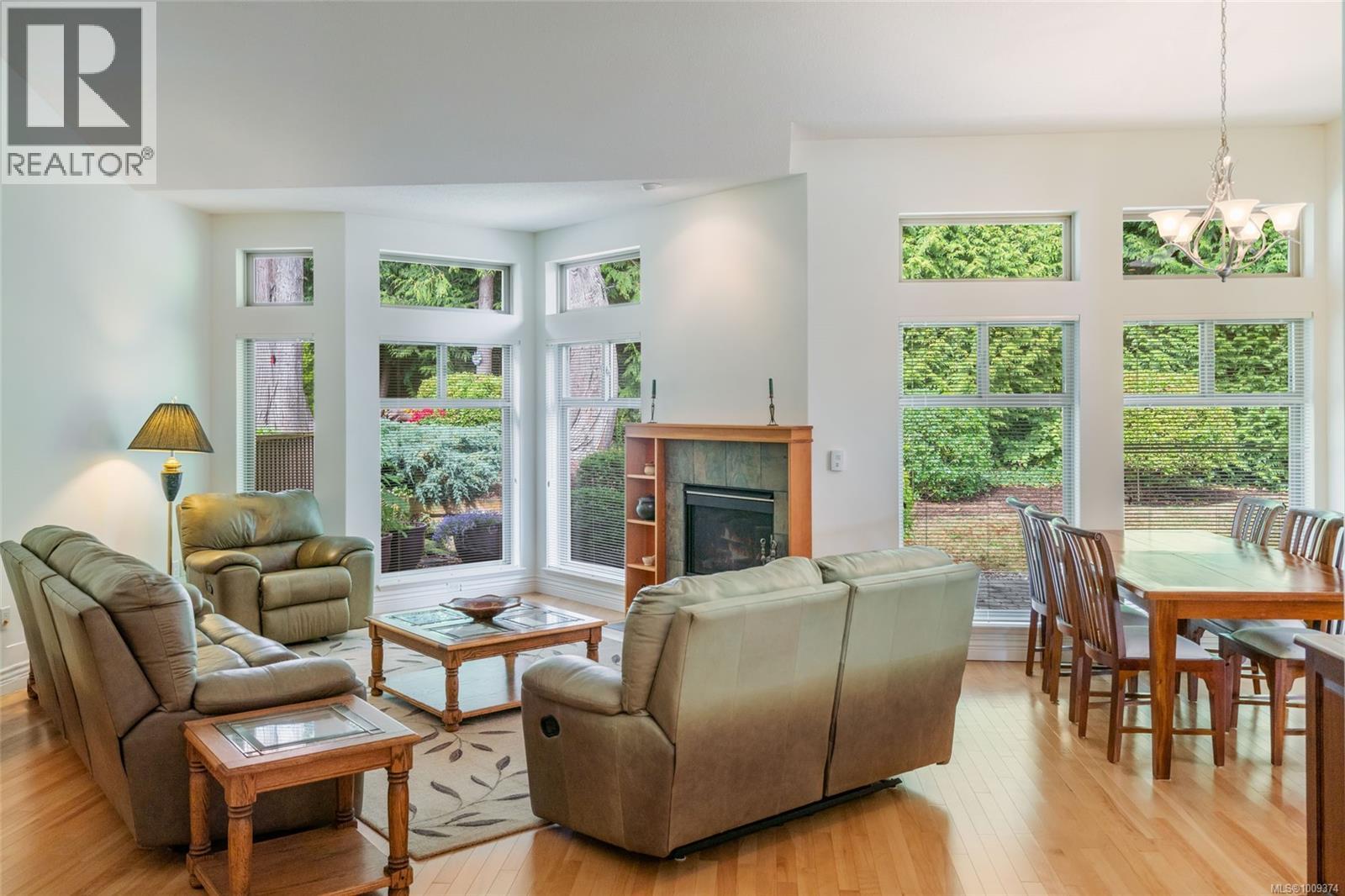 1267 Roberton Boulevard Property Photo 12