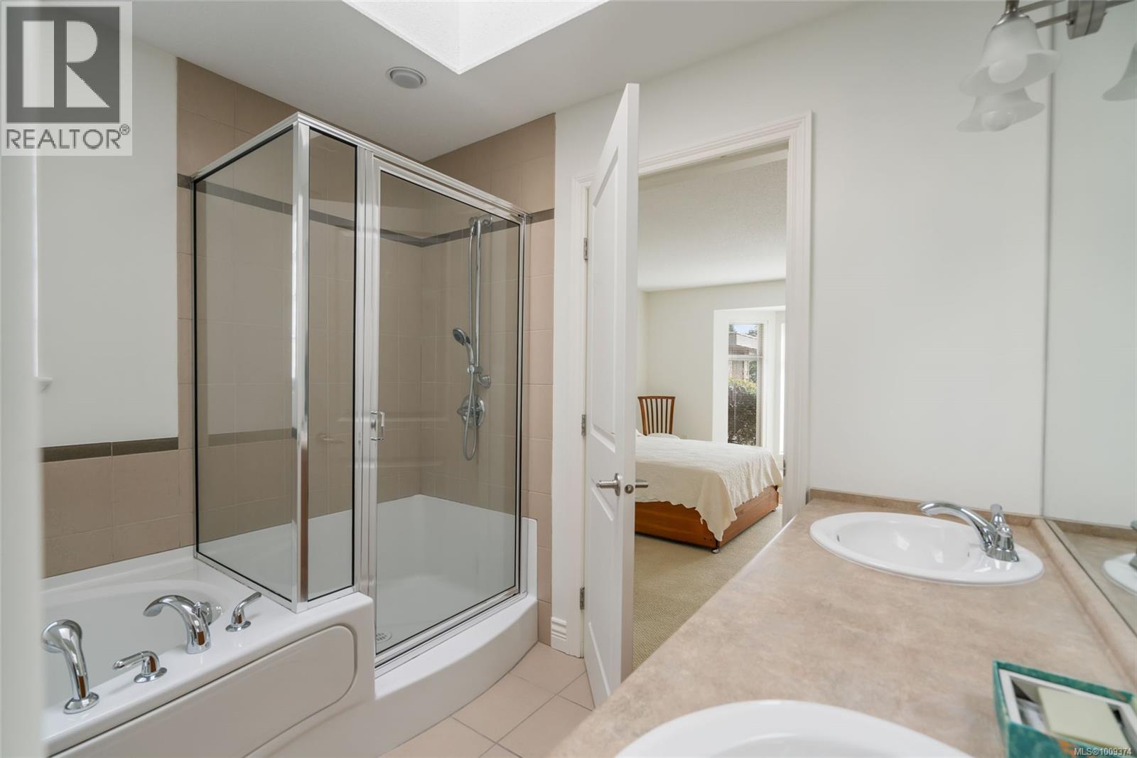 1267 Roberton Boulevard Property Photo 18