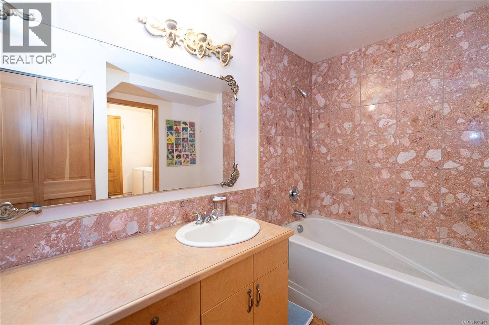 415 Campbell Bay Rd Property Photo 12