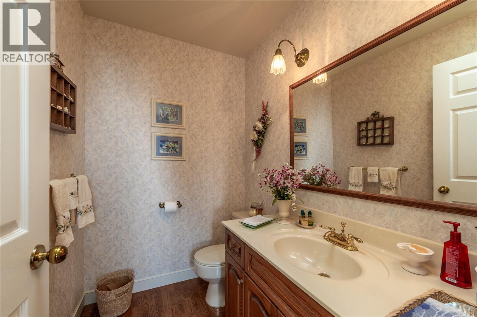 8742 Pender Park Dr Property Photo 29