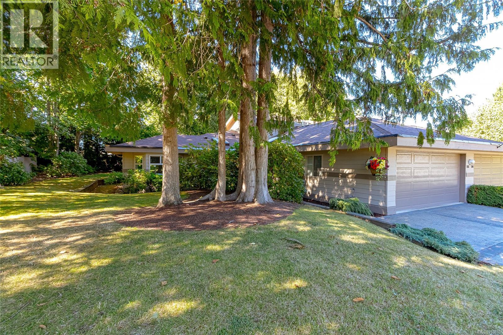 1283 Roberton Blvd Property Photo 1