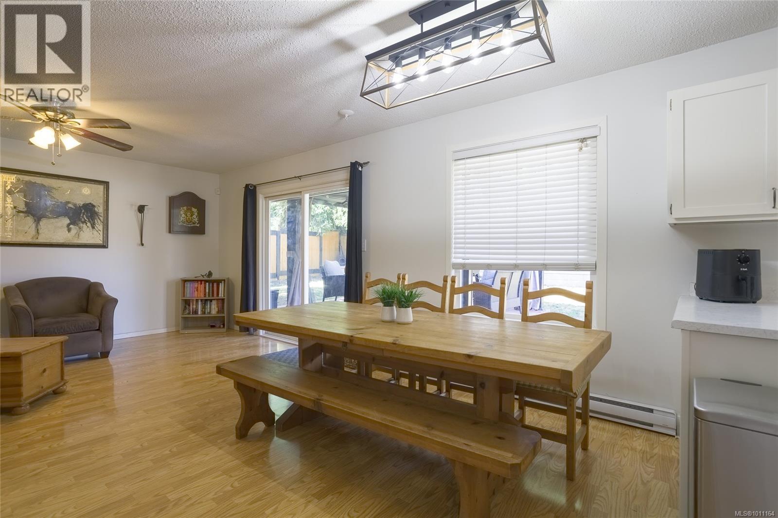 6144 Edgehill Place Property Photo 10