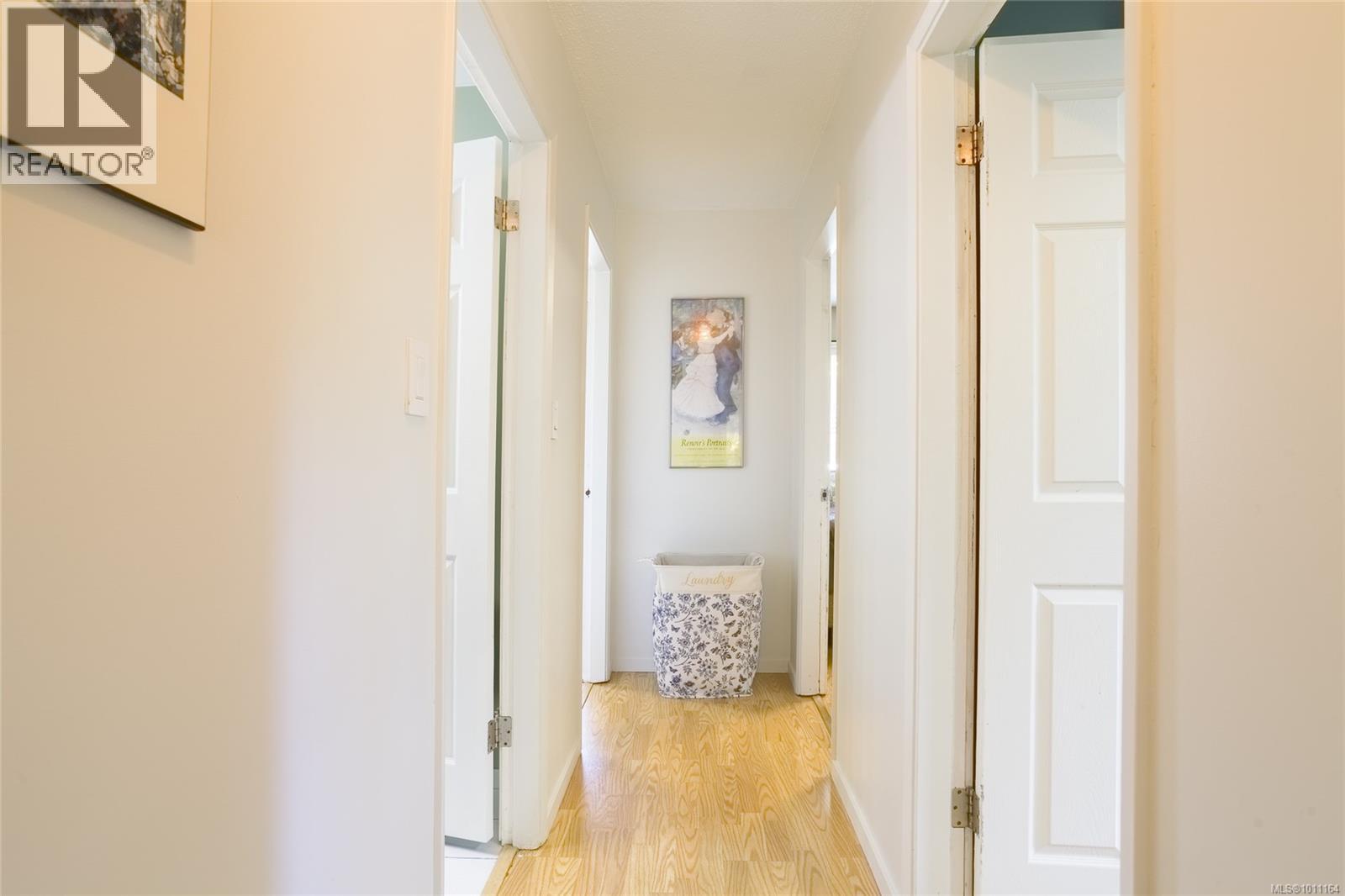 6144 Edgehill Place Property Photo 16