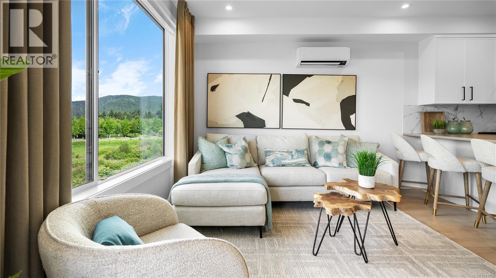 1371 Goldstream Avenue #516 Property Photo 3