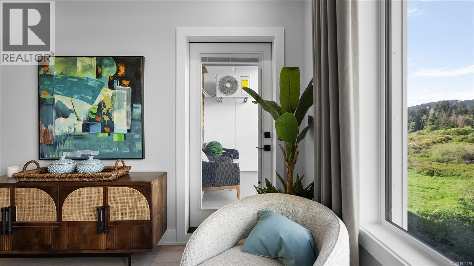 1371 Goldstream Avenue #516 Property Photo 6